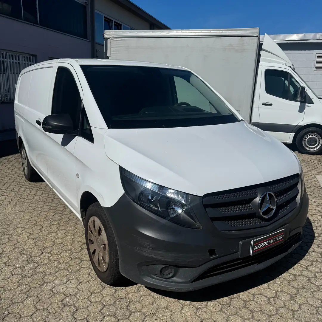 Mercedes-Benz Vito 116 Furgone Long MOTORE DA REVISIONARE LEGGERE Bianco - 2