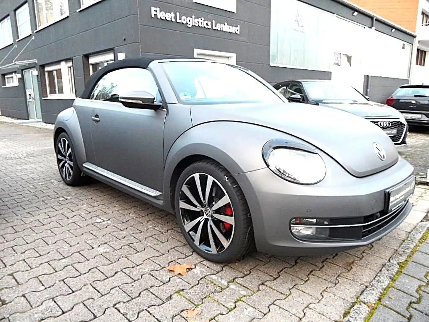 Volkswagen Beetle Cabrio 2.0TSI Exclusive Sport /ABT/19" Noir - 2