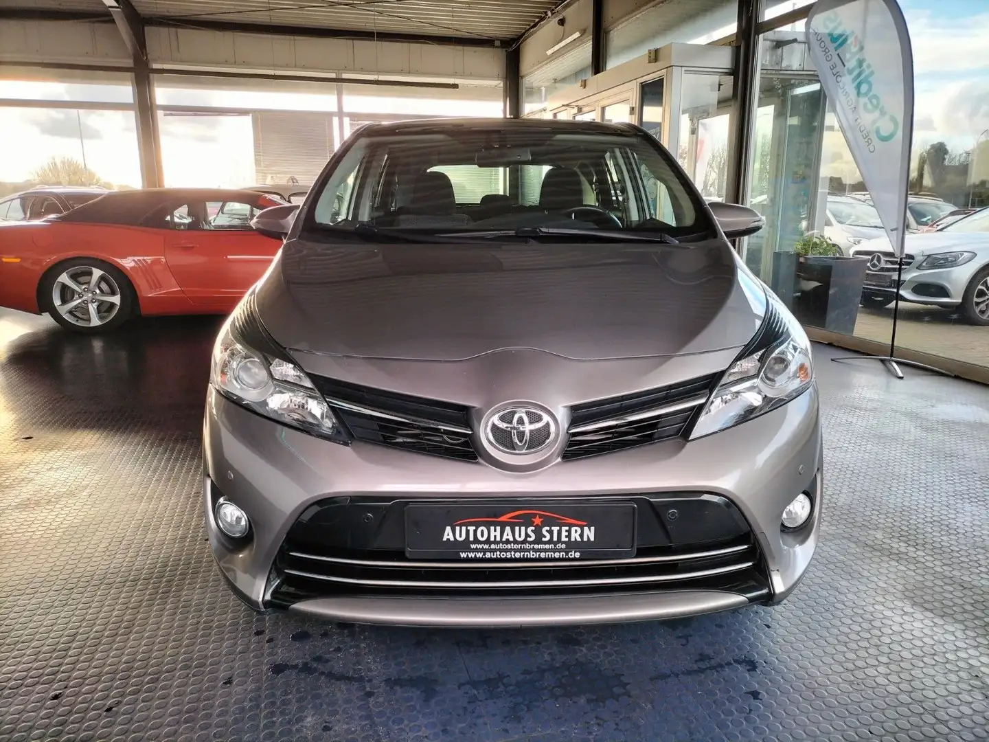 Toyota Verso SkyView Edition*Sitzheizung*Panorama*BC Gri - 2