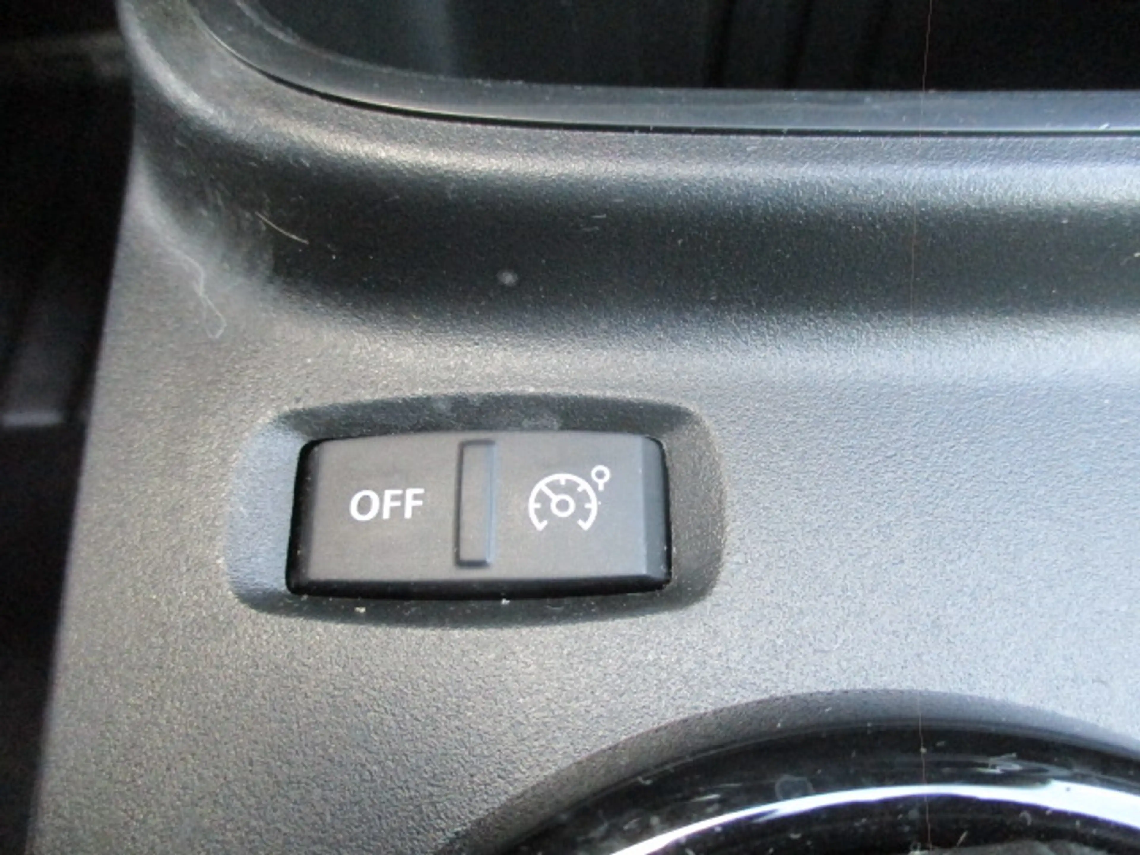 Renault Twingo Zen — photo 13