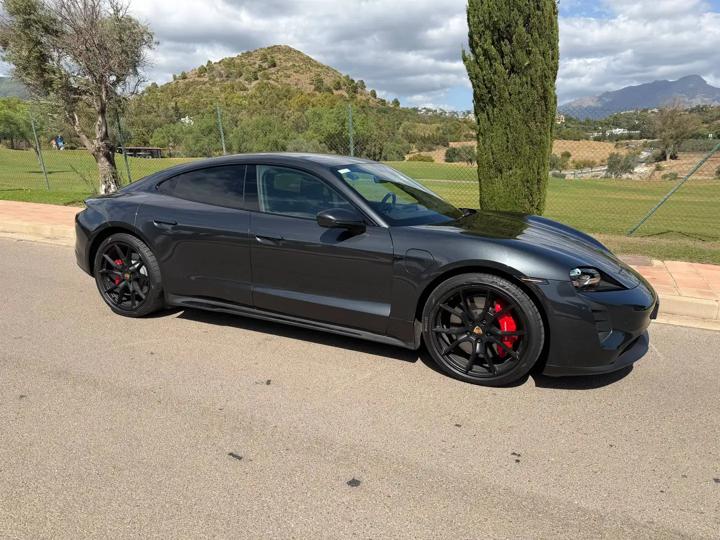 Porsche Taycan Taycan GTS GTS Negro - 2