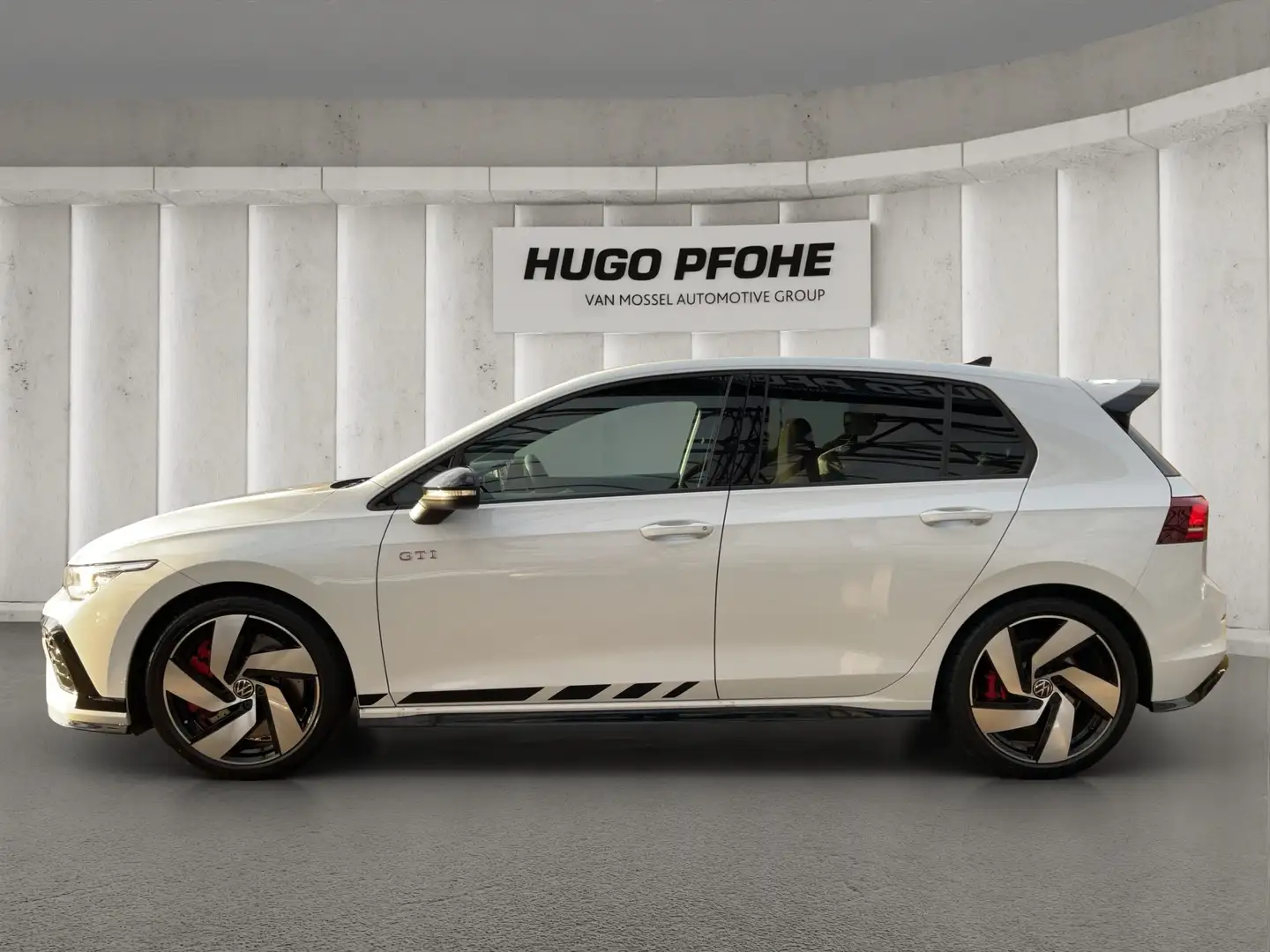 Volkswagen Golf VIII 2.0 TSI GTI Clubsport Weiß - 2