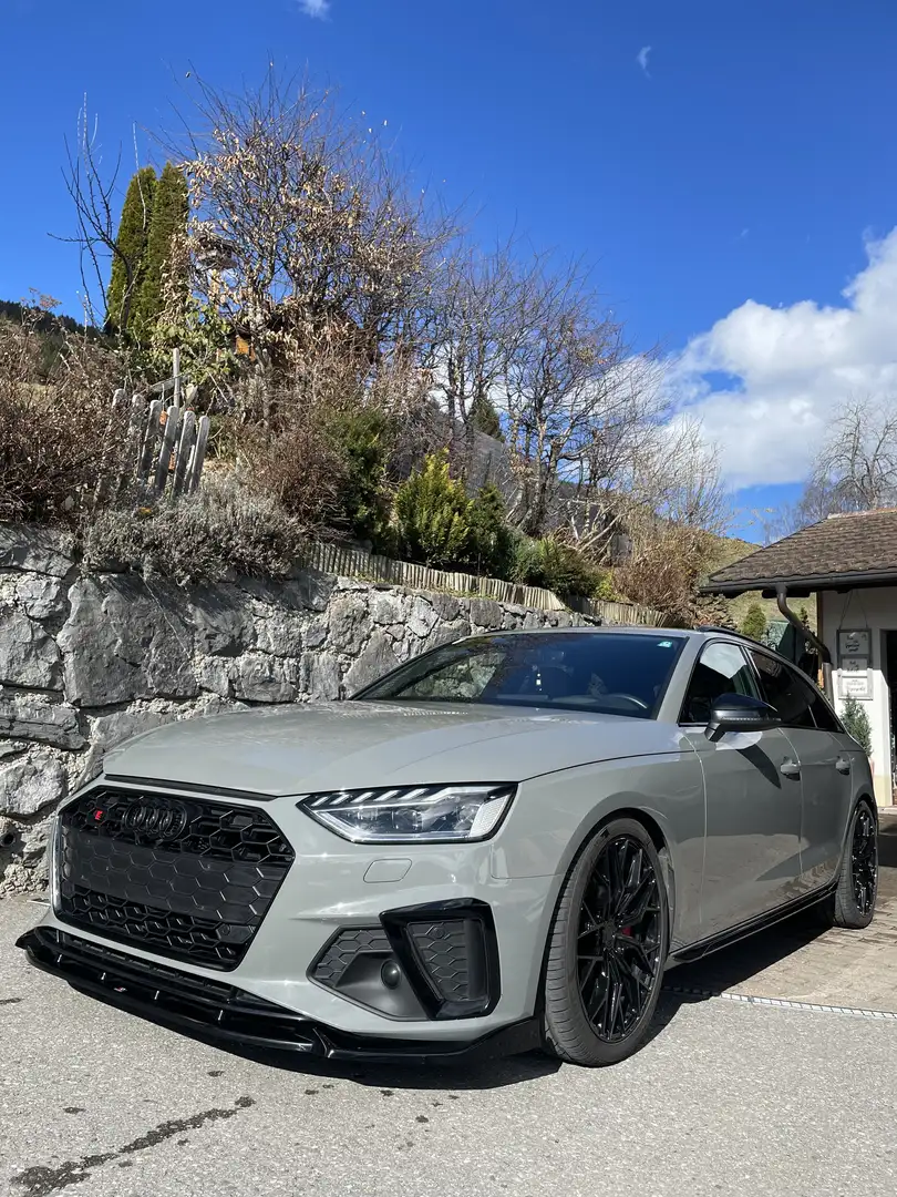 Audi A4 Avant 40 TDI / Edition One / S-line / Quattro Grau - 1