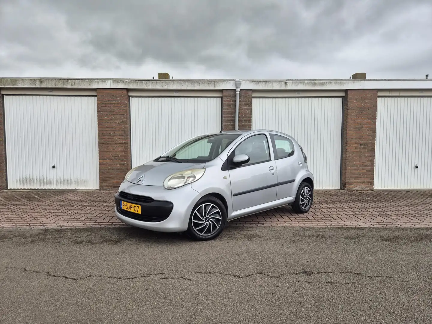 Citroen C1 1.0-12V / 5-Deurs / Automaat / Nieuwe Koppeling / Gris - 1