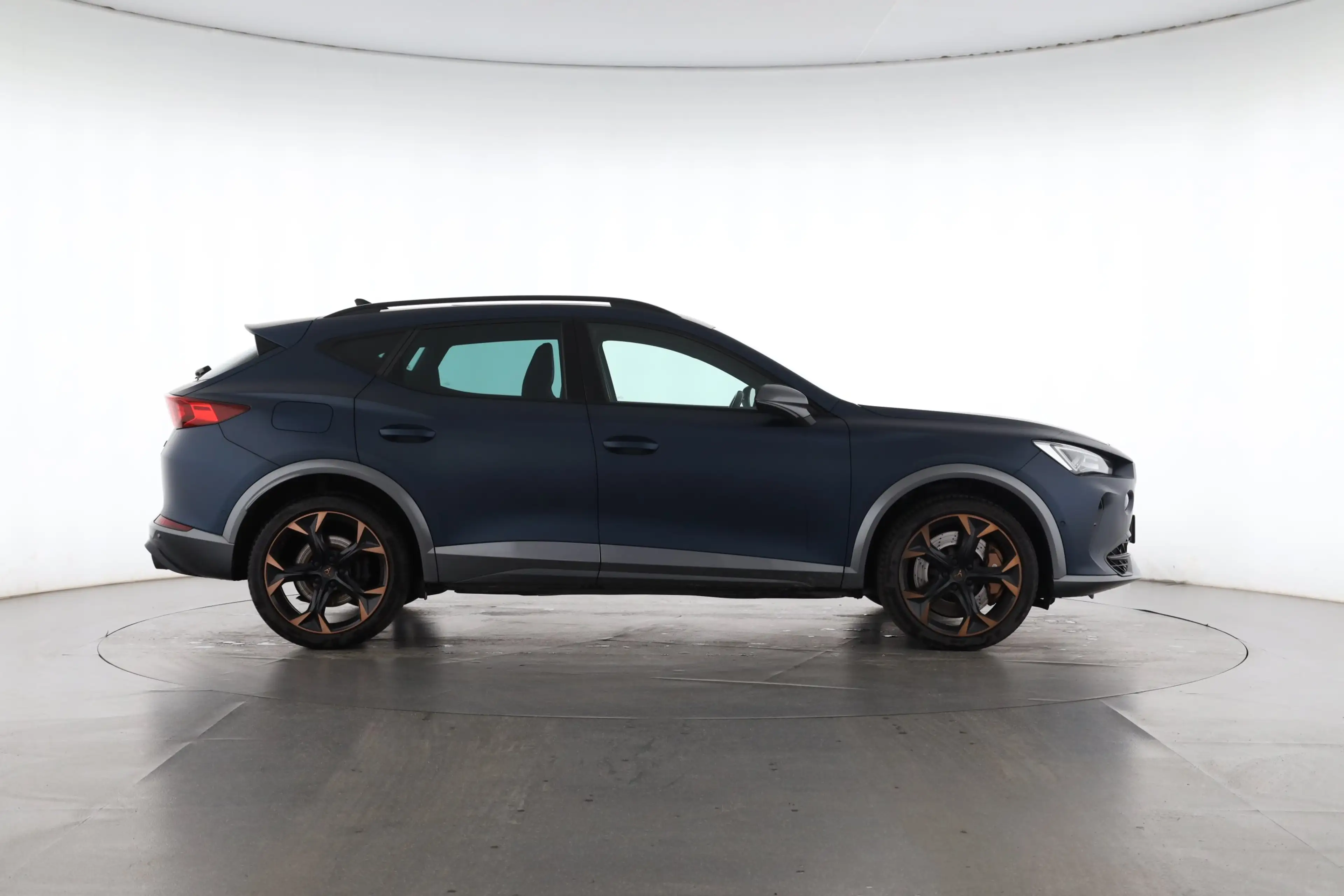 CUPRA Formentor VZ 2.0 TSI 4Drive DSG | PANO | NAVI | — photo 7