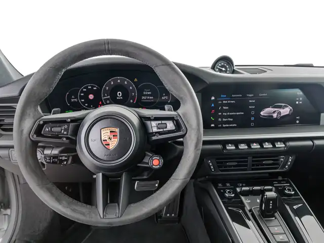 Porsche 911 view 19