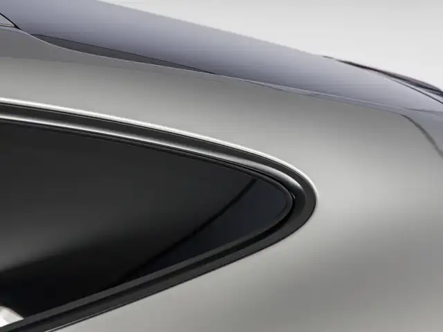 Porsche 911 view 14