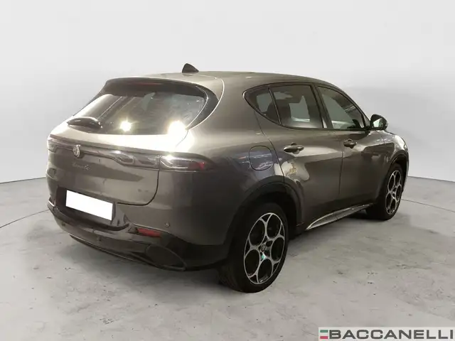 Alfa Romeo Tonale view 4