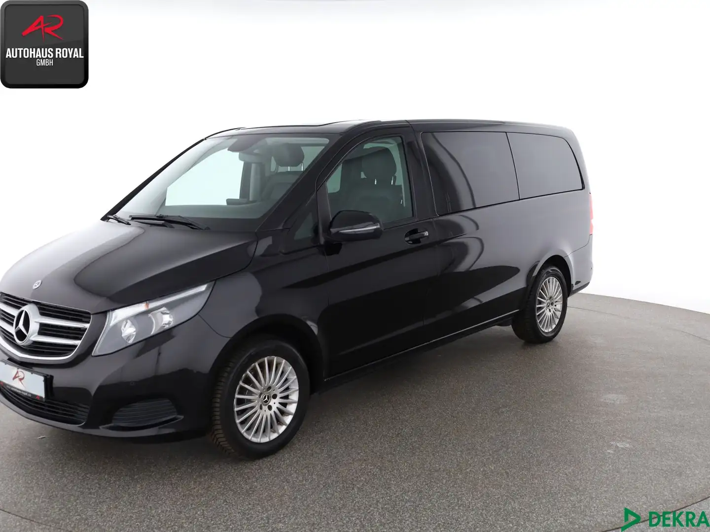 Mercedes-Benz V 220 V 220 d LANG 7 SITZE PARKASSIST,NAVI,AHK,LEDER Černá - 1