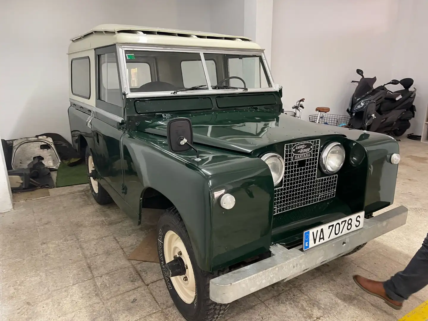 Land Rover Series 88” Diesel Serie II Groen - 1