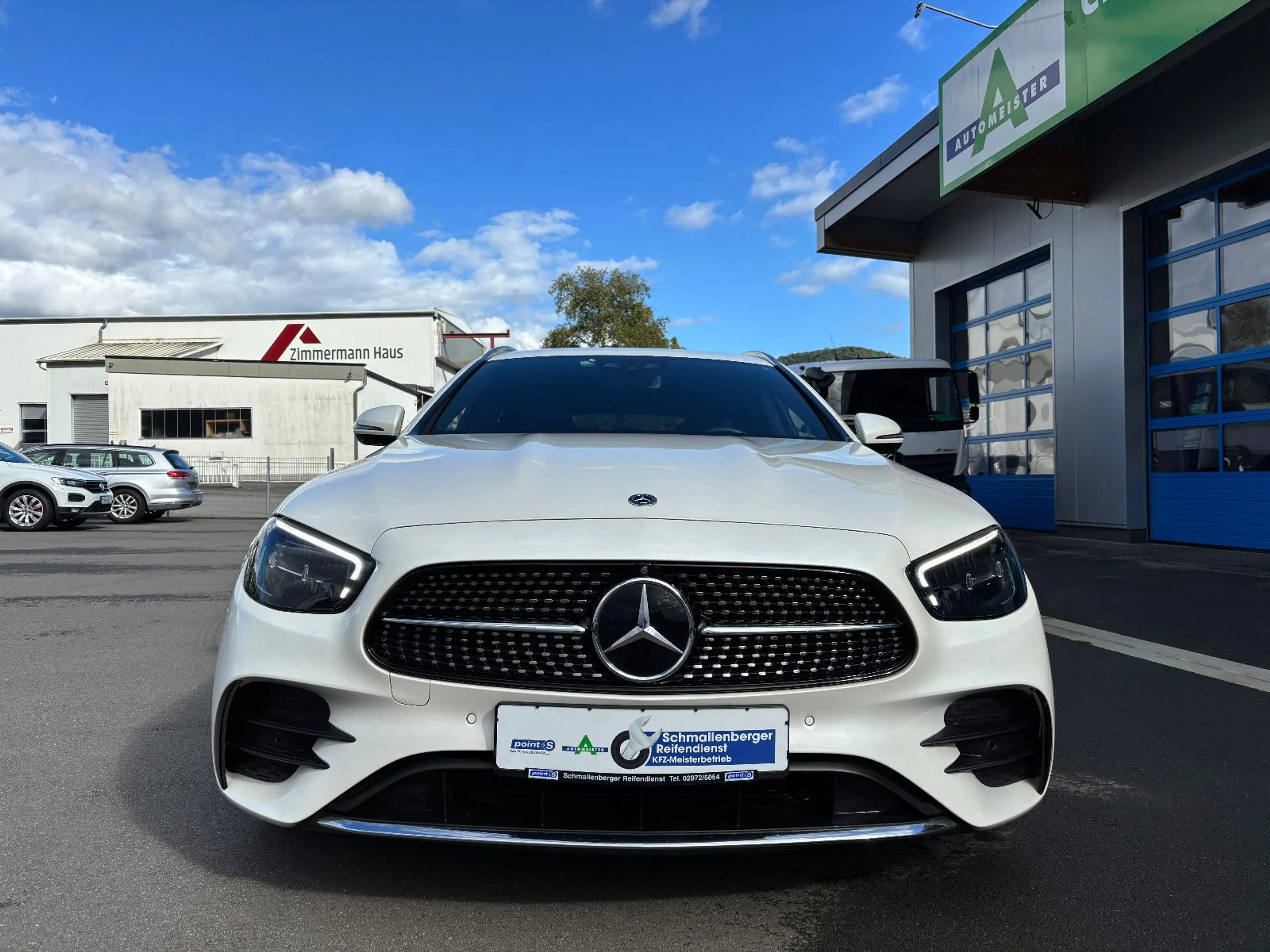 Mercedes-Benz E 450 T 4Matic AMG NAV LED AHK 360° DISTRONIC 19 — photo 10
