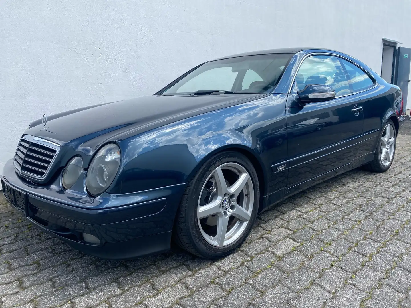 Mercedes-Benz CLK 200 W208 Coupe Kompressor Elegance Automatik/Klima/LM Azul - 2