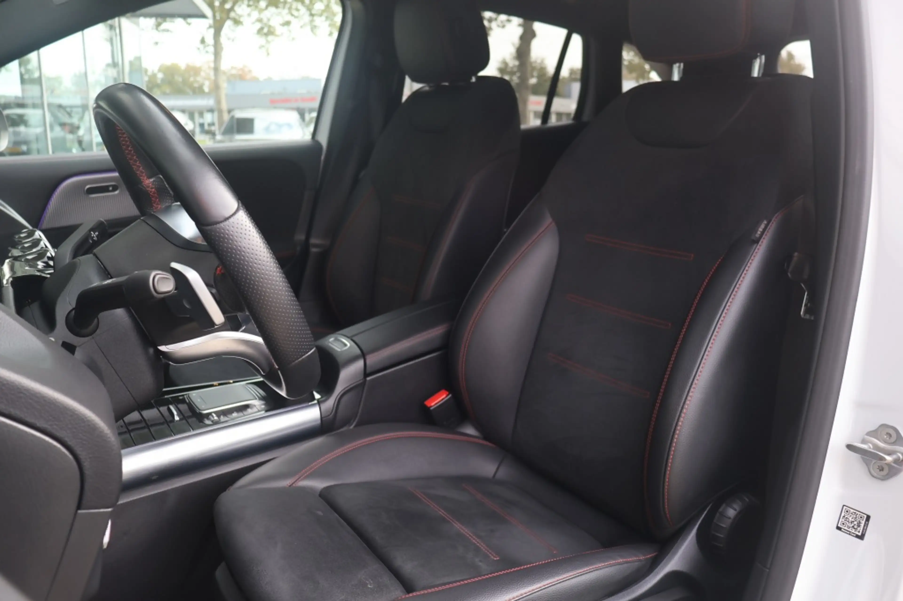 Mercedes-Benz EQA 250 AMG-Line 190pk SoH 100% | Sfeer | Camera | Navigat — photo 6