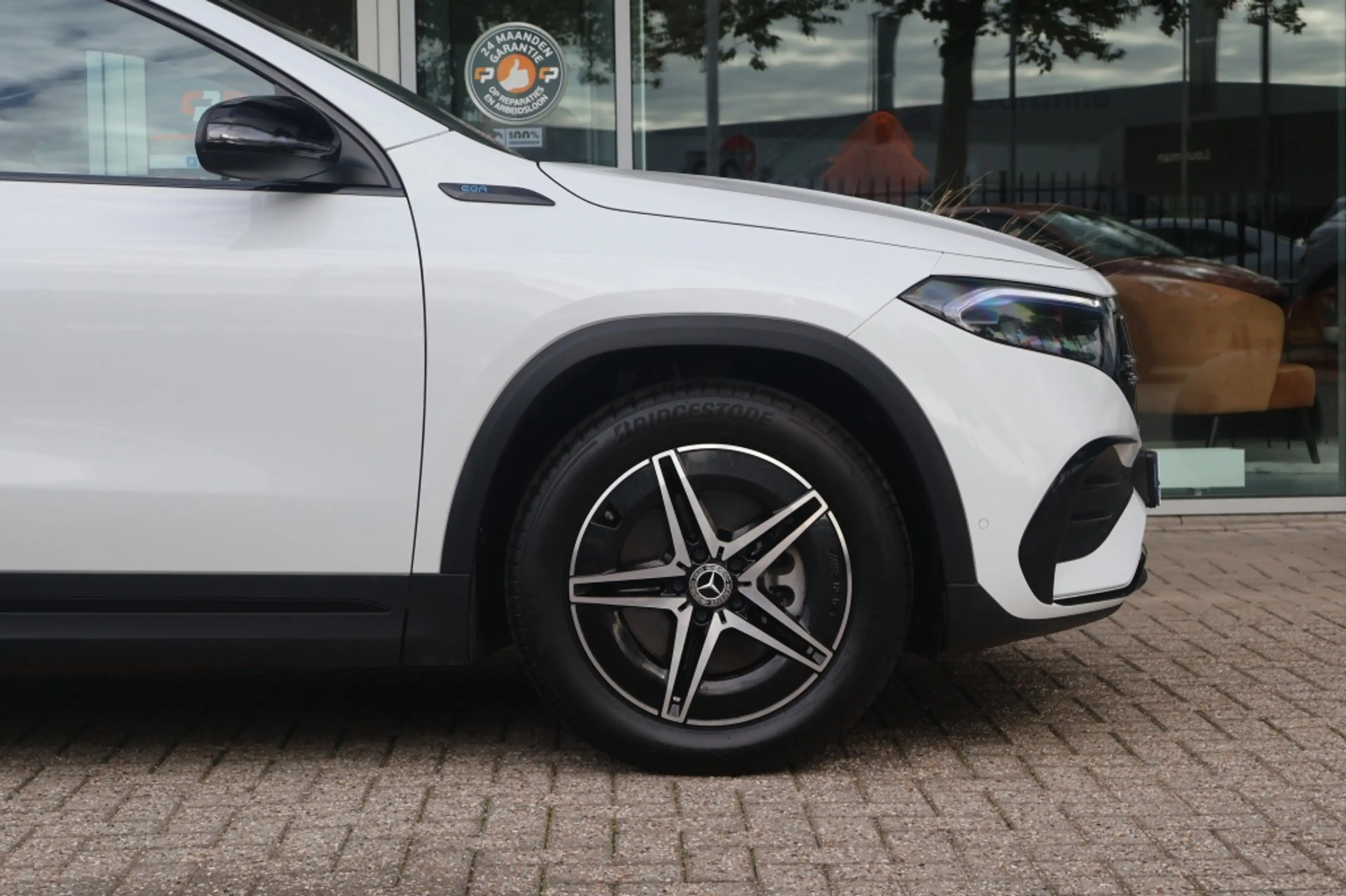 Mercedes-Benz EQA 250 AMG-Line 190pk SoH 100% | Sfeer | Camera | Navigat — photo 15