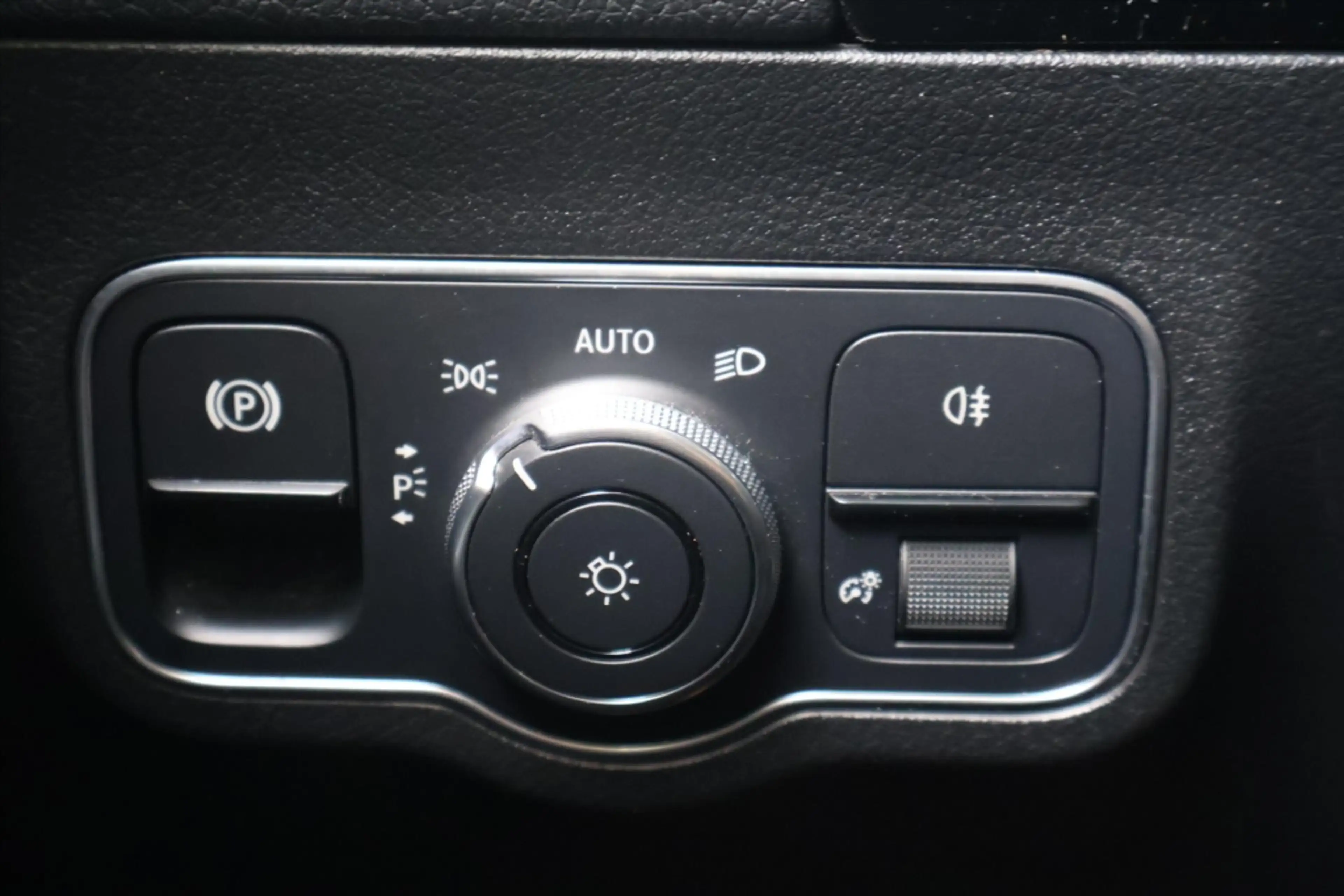 Mercedes-Benz EQA 250 AMG-Line 190pk SoH 100% | Sfeer | Camera | Navigat — photo 11