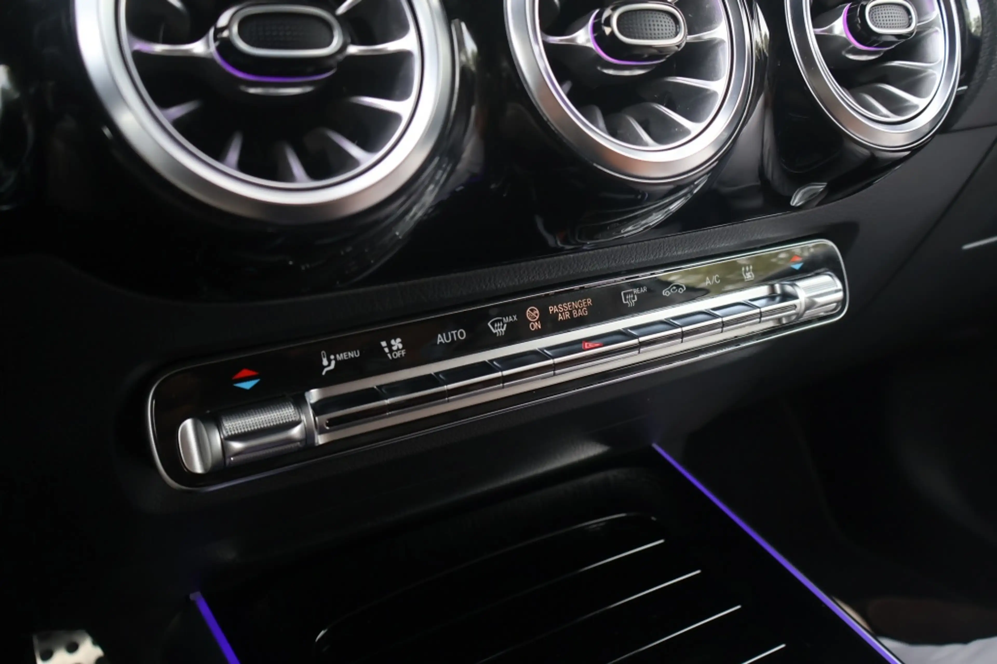Mercedes-Benz EQA 250 AMG-Line 190pk SoH 100% | Sfeer | Camera | Navigat — photo 28