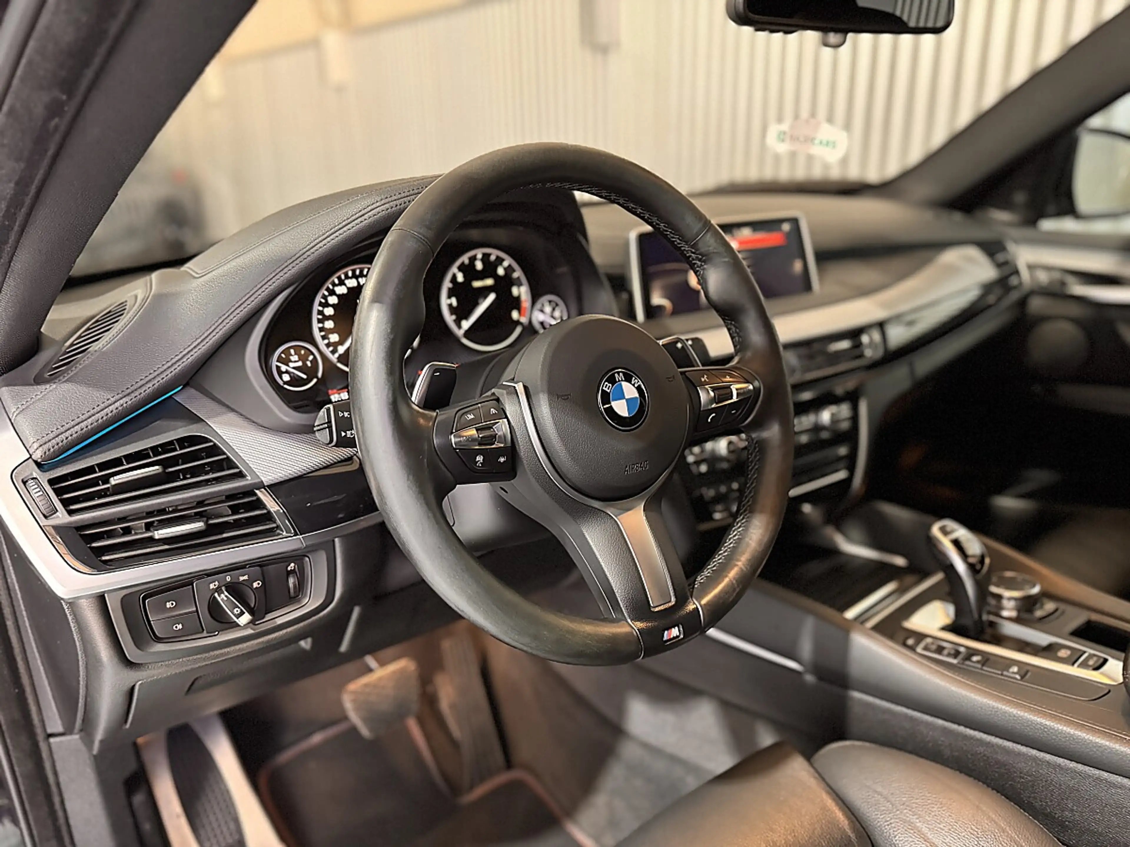BMW X6 xDrive40d ACC/Softclose/Lenkradheizung/HUD/HK — photo 12