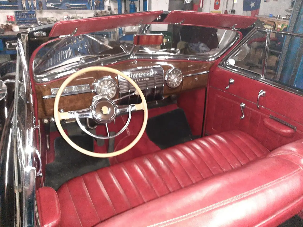 Cadillac Series 62 Convertible Coupé, foto 6