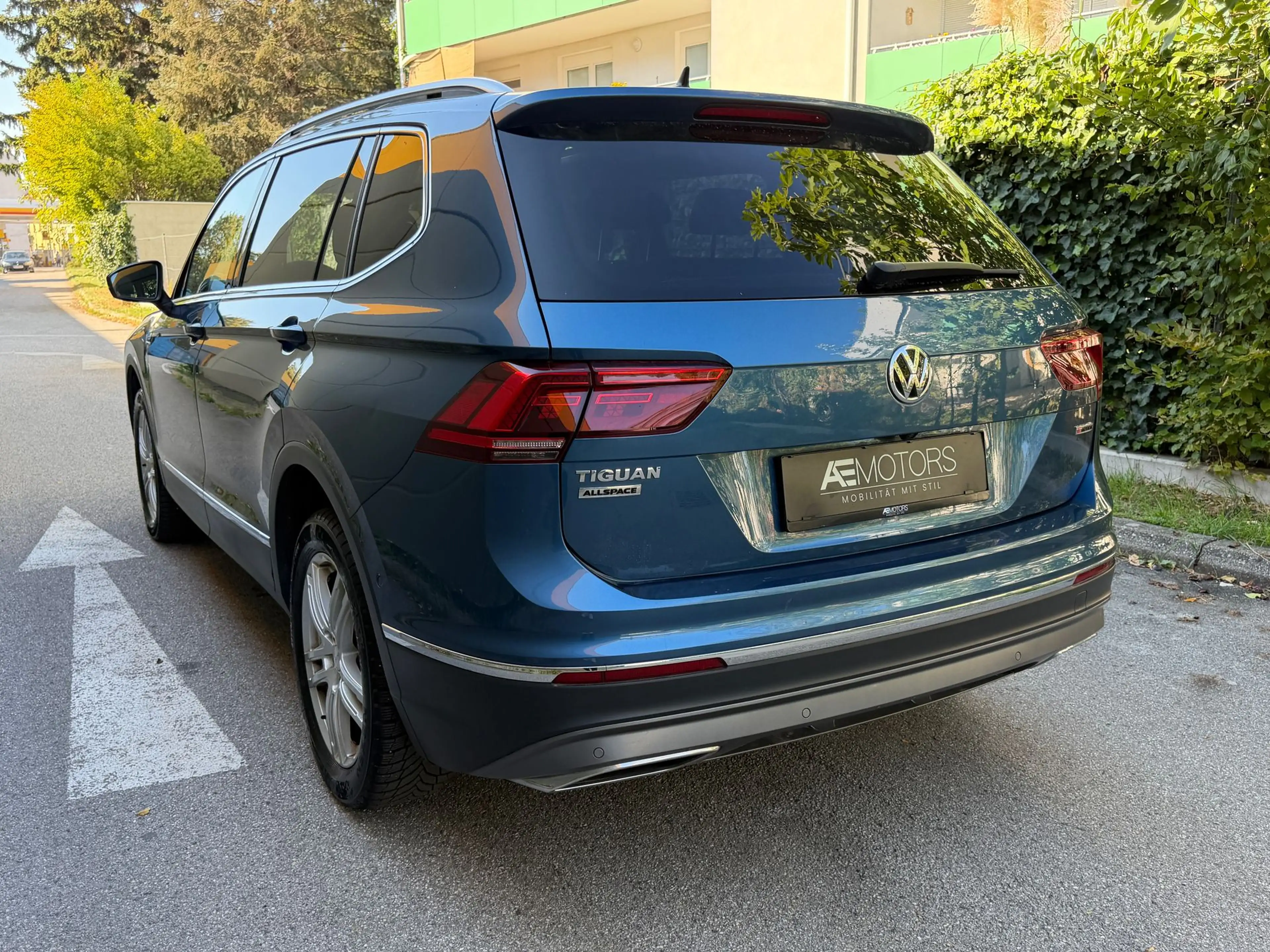 Volkswagen Tiguan Allspace 2.0 TDI HIGHLINE 4MOTION*NAVI*PANO*ALLRAD*KREDIT* — photo 14