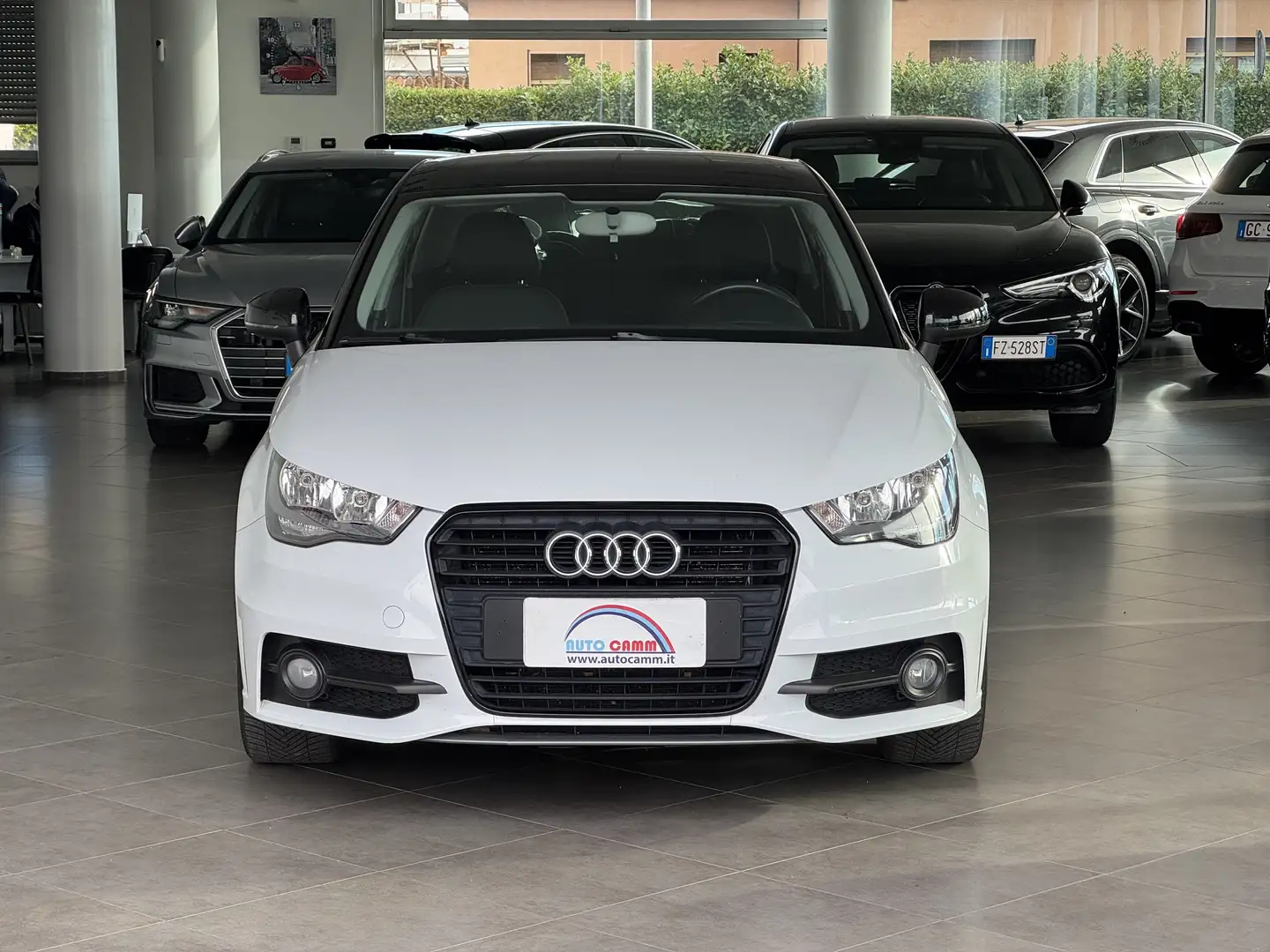 Audi A1 SPB 1.2 TFSI S line SLINE Wit - 2