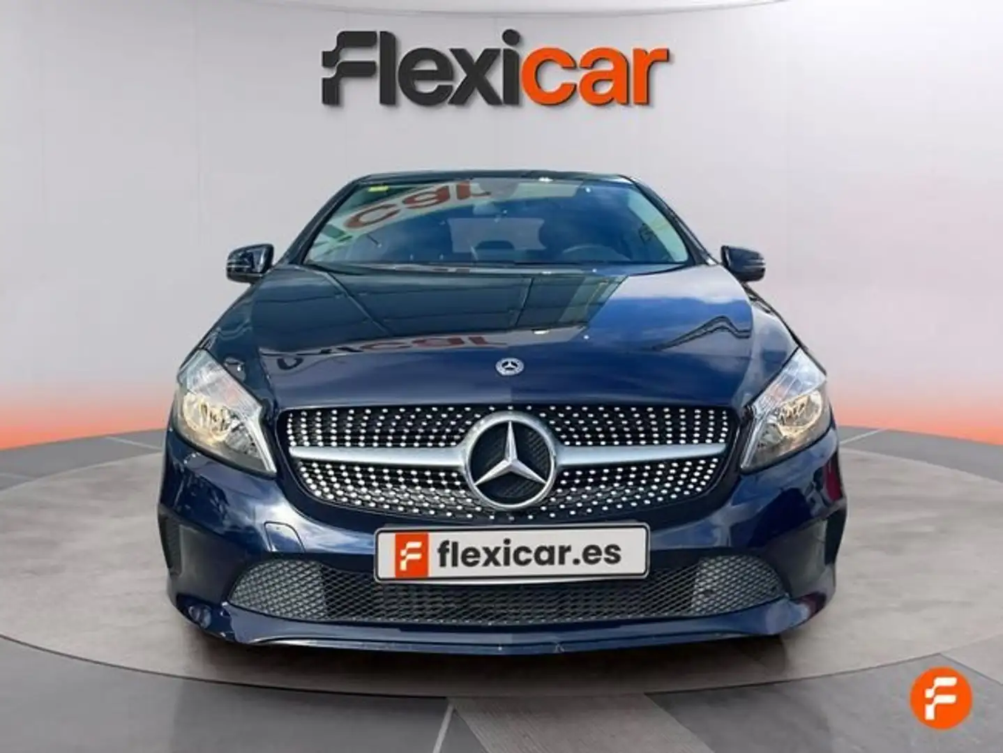 Mercedes-Benz A 180 180CDI BE Urban Azul - 2