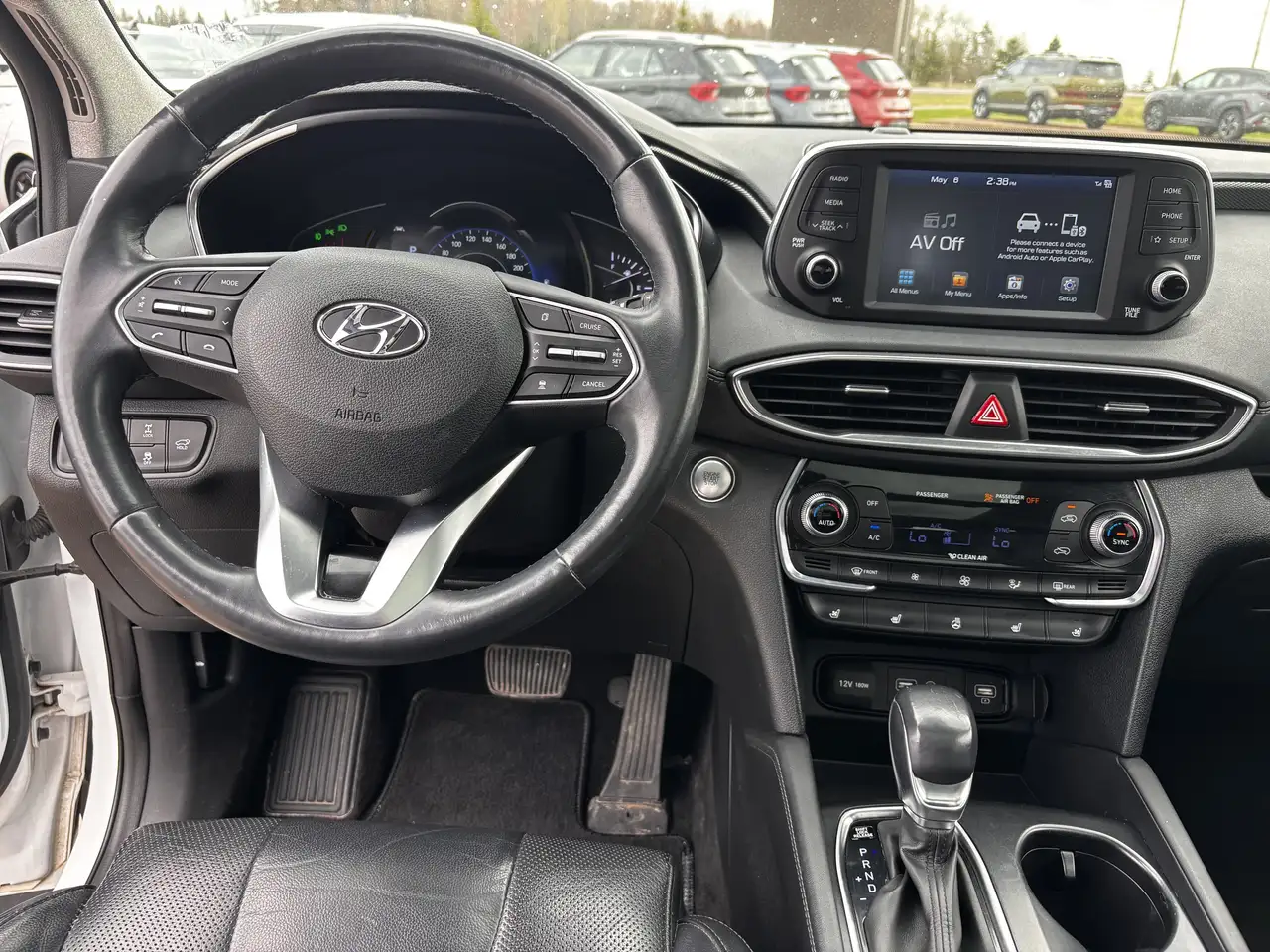 Hyundai SANTA FE снимка Hyundai SANTA FE