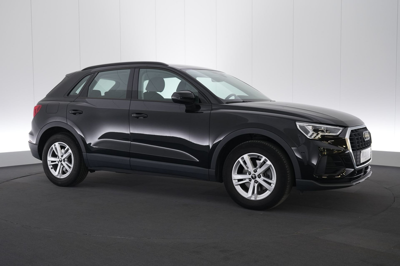 Audi Q3 35 TFSI S-Tronic Business Ed. Platinum LEDER/CUIR — photo 4