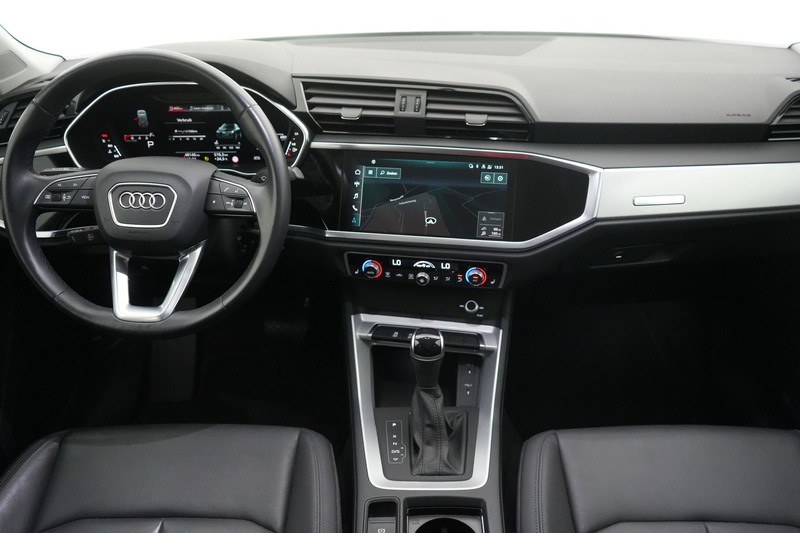 Audi Q3 35 TFSI S-Tronic Business Ed. Platinum LEDER/CUIR — photo 13