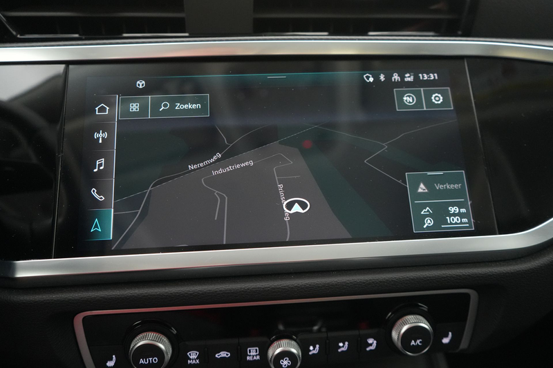 Audi Q3 35 TFSI S-Tronic Business Ed. Platinum LEDER/CUIR — photo 15