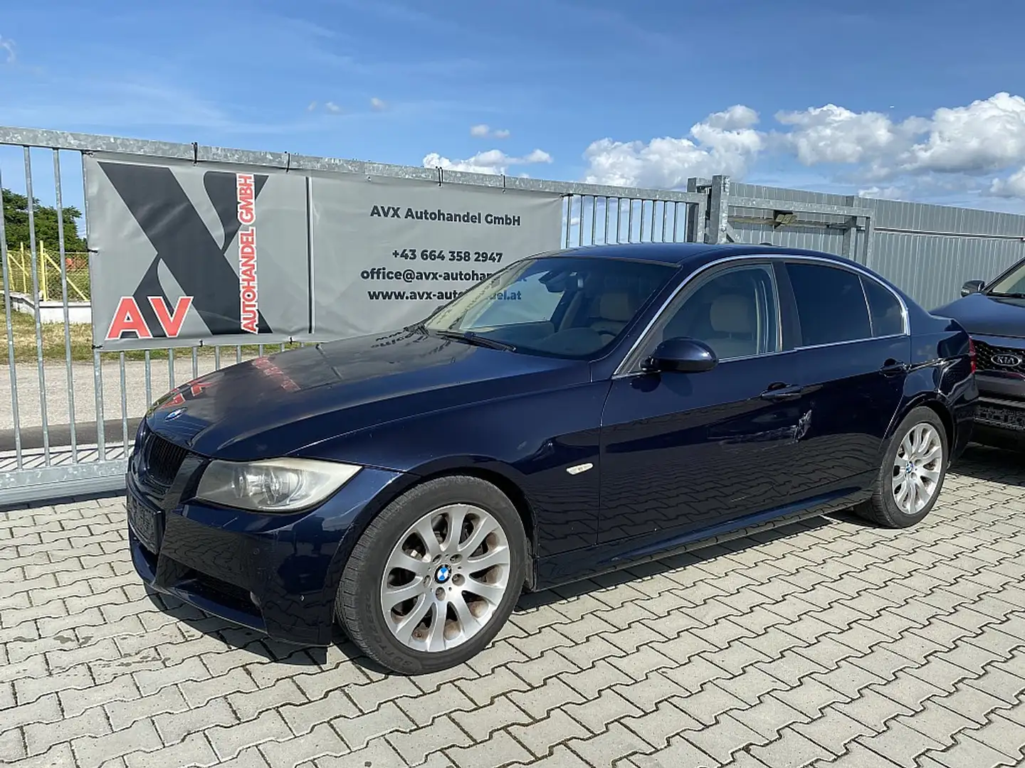 BMW 330 xd Österreich-Paket Aut./TOP AUSSTATTUNG/ Bleu - 1