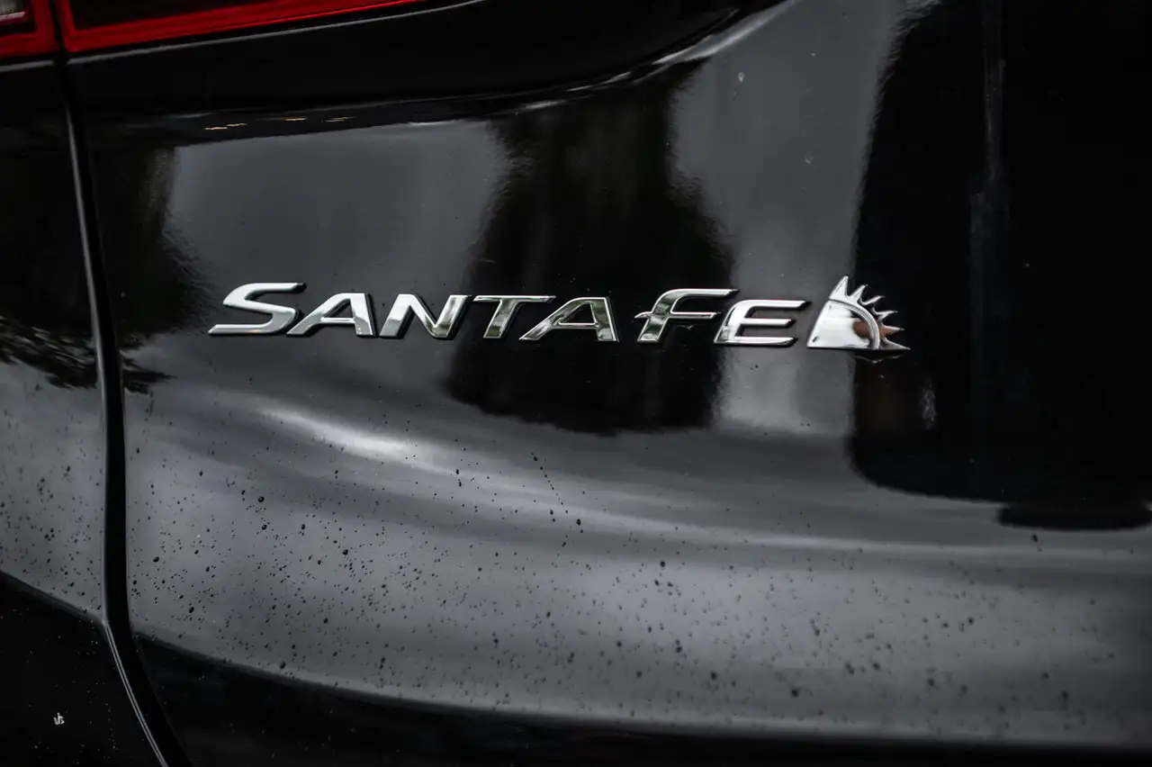 Hyundai SANTA FE photo Hyundai SANTA FE