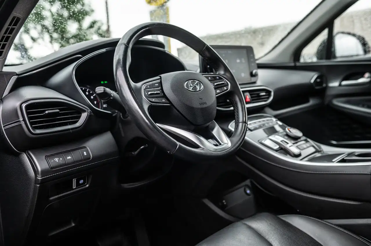 Hyundai SANTA FE photo Hyundai SANTA FE