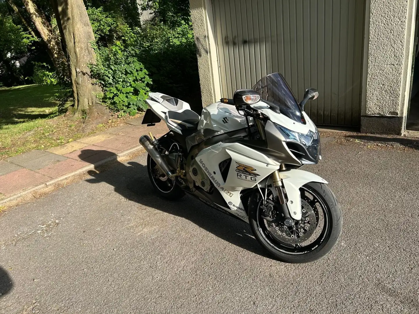 Suzuki GSX-R 1000 25 years anniversary Edition - 1