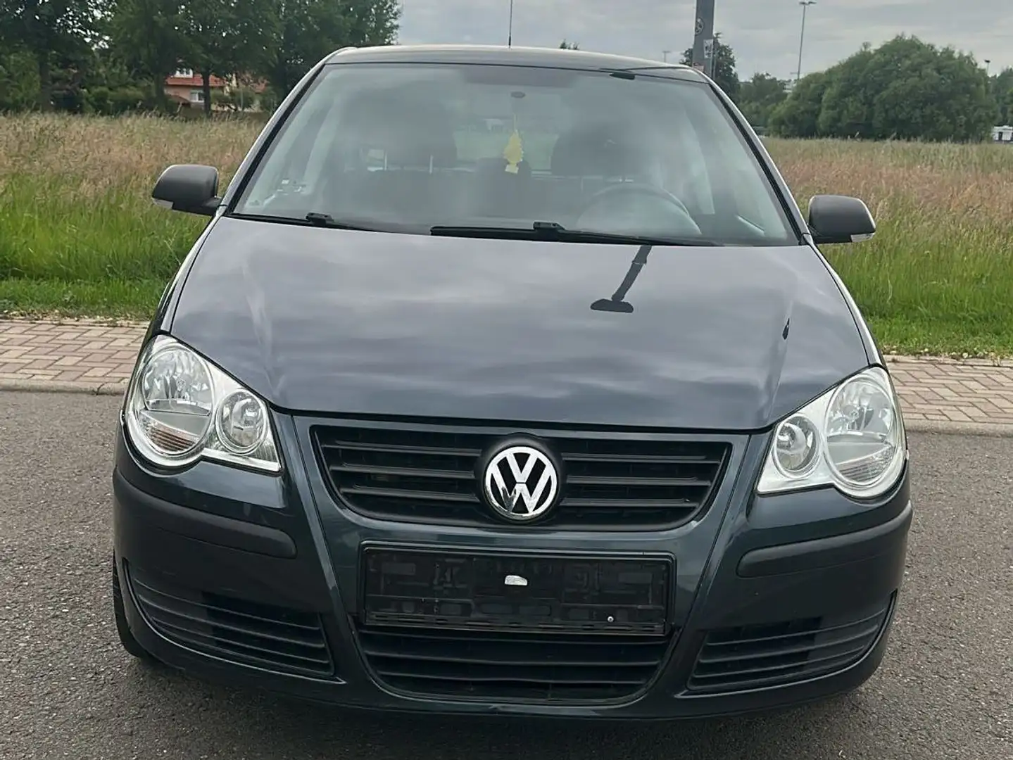 Volkswagen Polo Tour, Tüv Neu Gris - 2