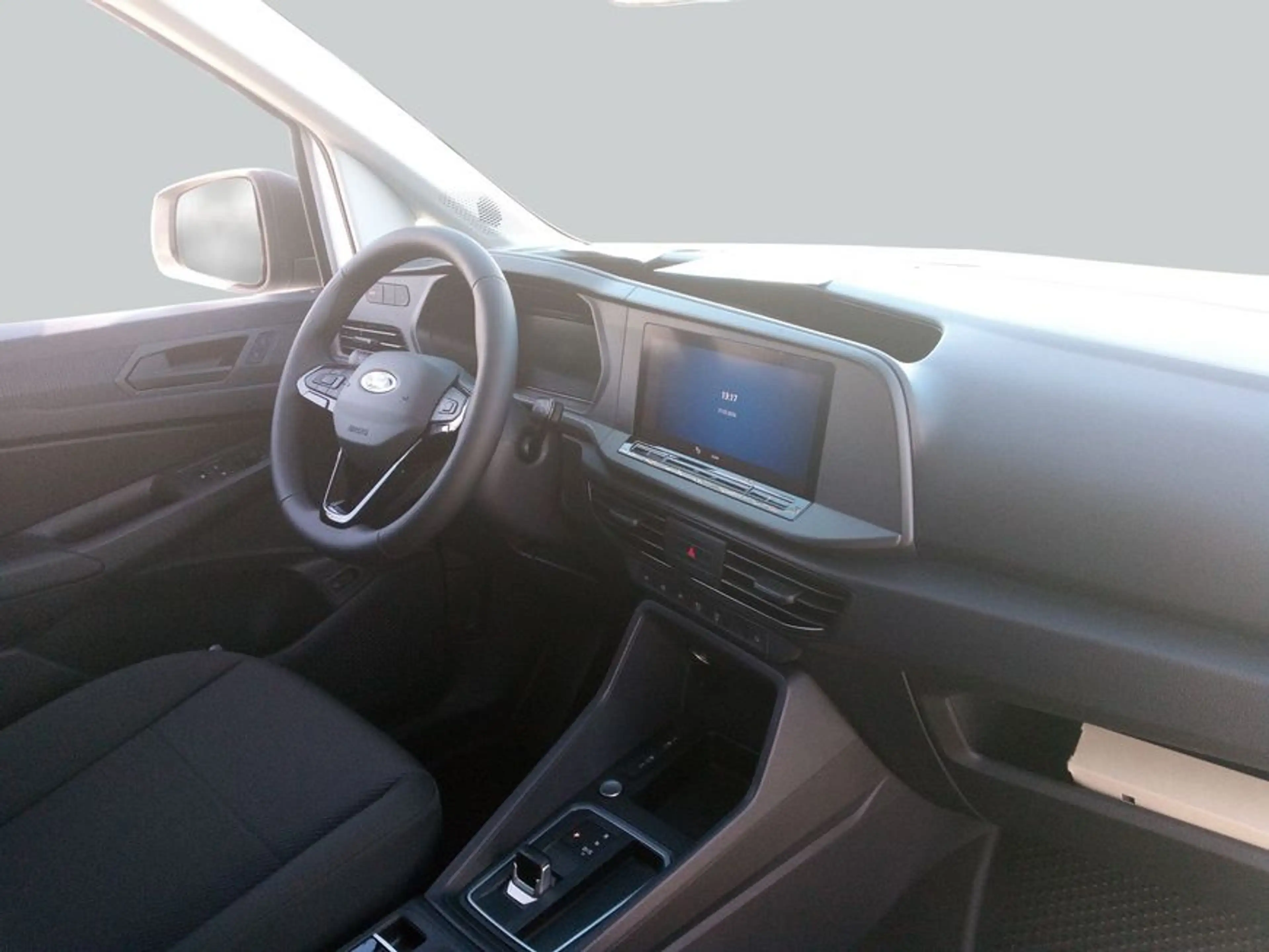 Ford Transit Connect L1 FWD Autm. PHEV Trend 110 kW, 4- — photo 11
