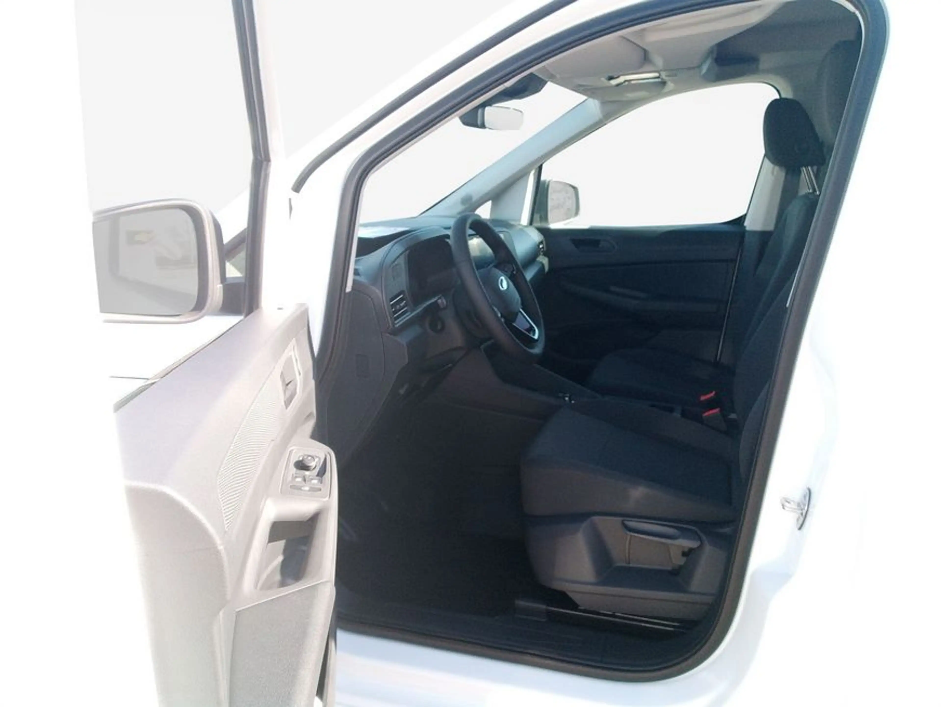 Ford Transit Connect L1 FWD Autm. PHEV Trend 110 kW, 4- — photo 9