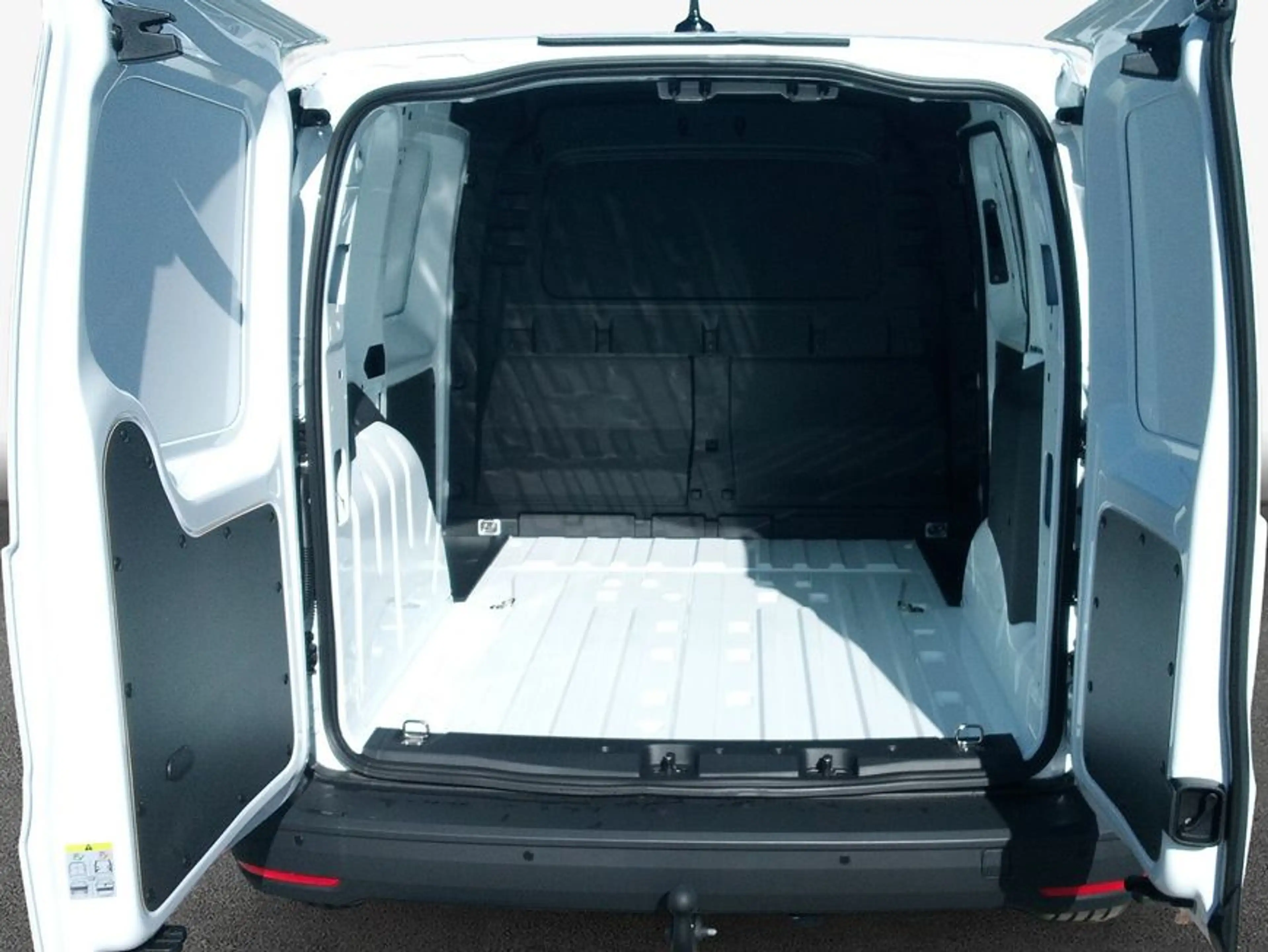 Ford Transit Connect L1 FWD Autm. PHEV Trend 110 kW, 4- — photo 8