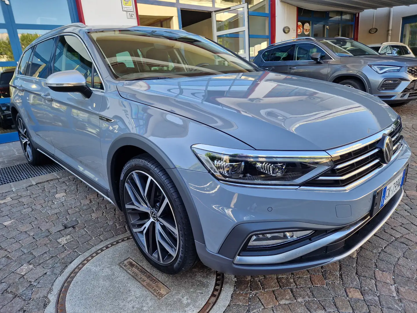 Volkswagen Passat Alltrack 2.0TDI 200Cv DSG 4Motion DigCock ACC 19"Matrix LED Сірий - 2