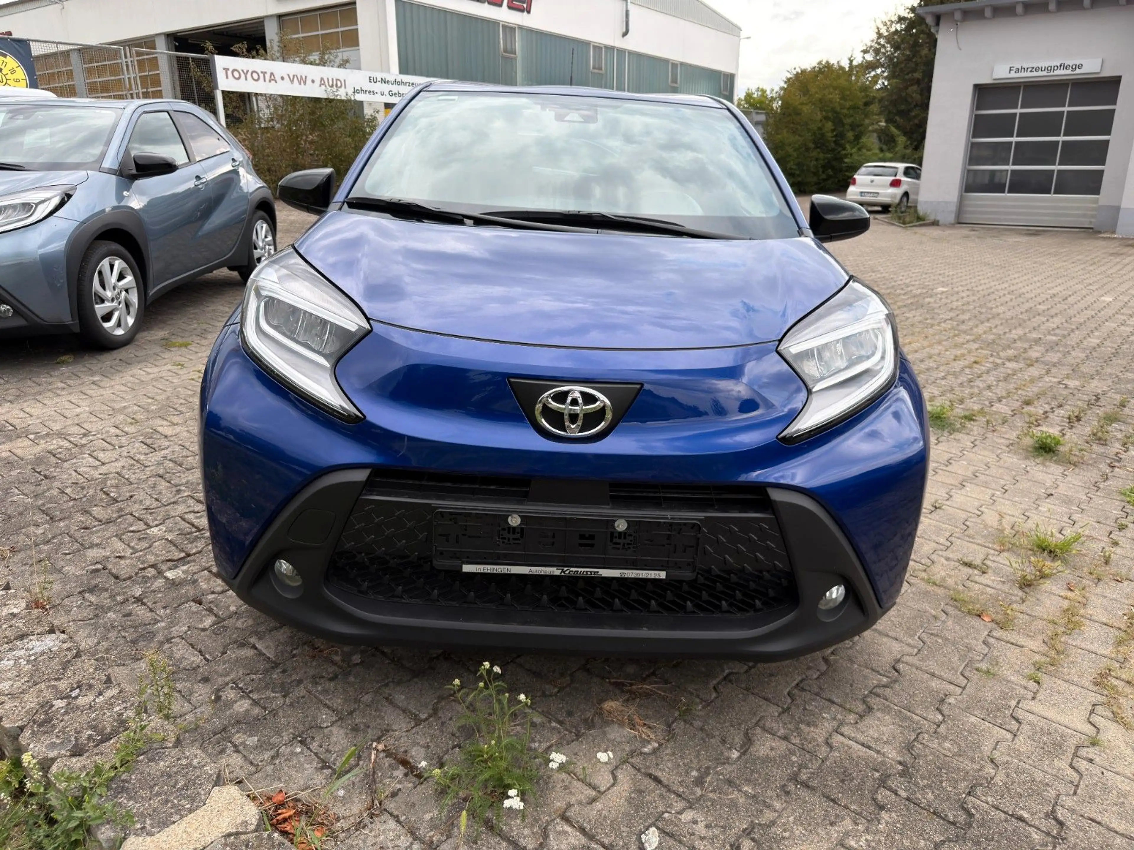 Toyota Aygo X 1.0-l-VVT-i Play / Komfort / Design — photo 2