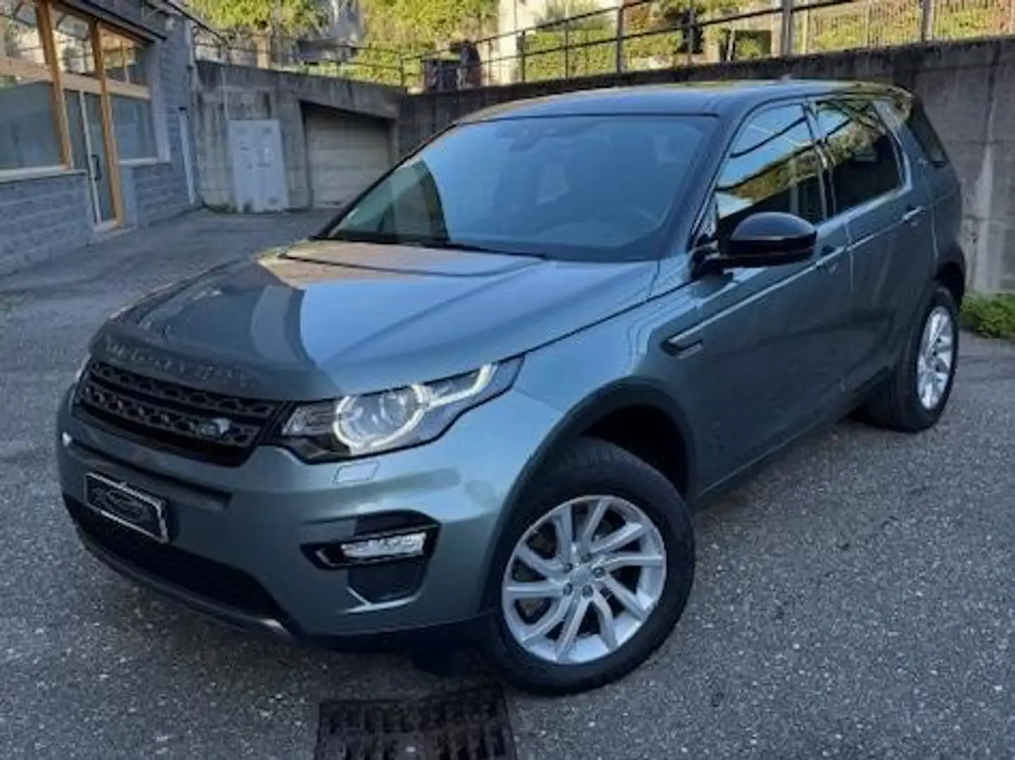 Land Rover Discovery Sport Discovery Sport benzina Luxury awd 240cv auto my19 Gris - 2