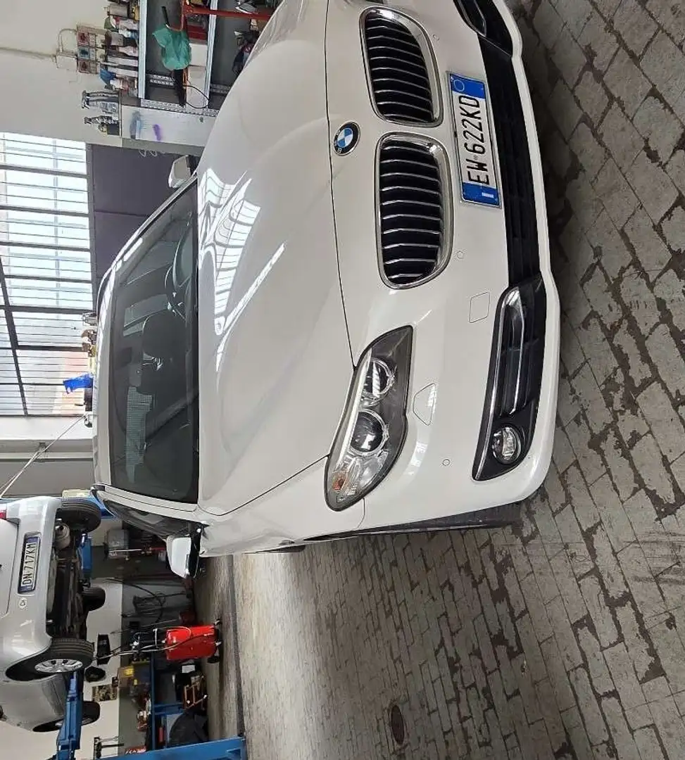 BMW 520 520d Touring xdrive Luxury 184cv auto E6 - 1