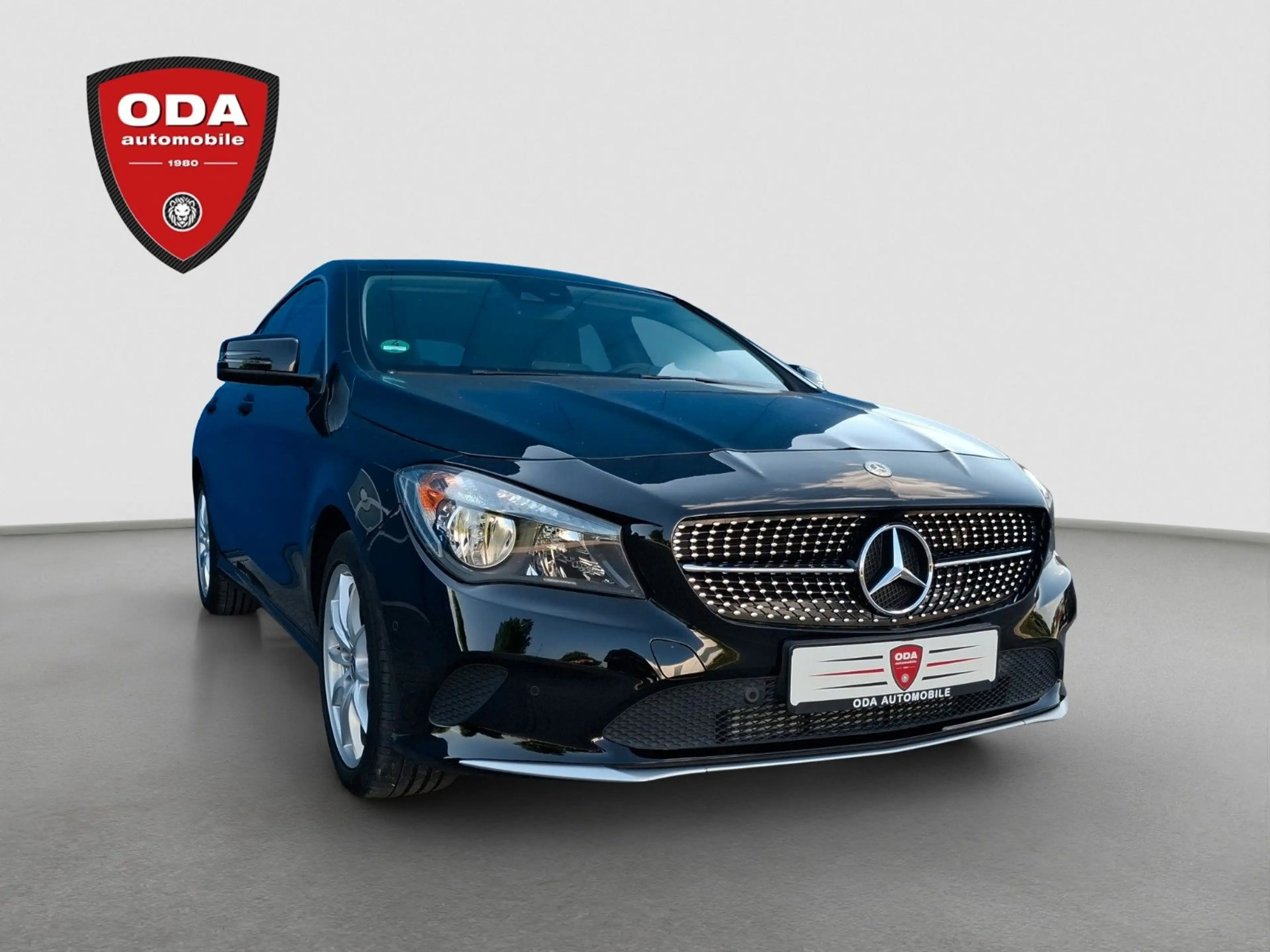 Mercedes-Benz CLA 220 =LEDER=NAVI=TEMPOMAT — photo 2