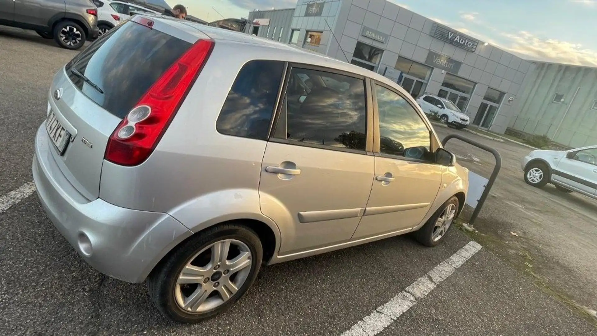 Ford Fiesta 1.4 TDCi 5p. Garantita Argent - 2
