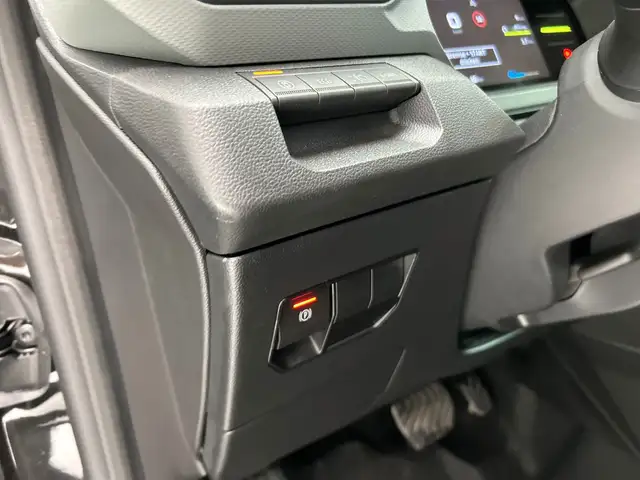Dacia Duster view 14