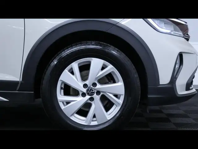 Volkswagen Taigo view 5