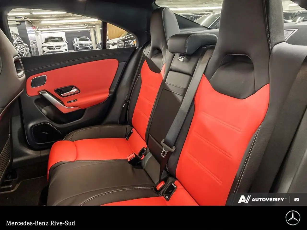 Mercedes-Benz CLA снимка Mercedes-Benz CLA