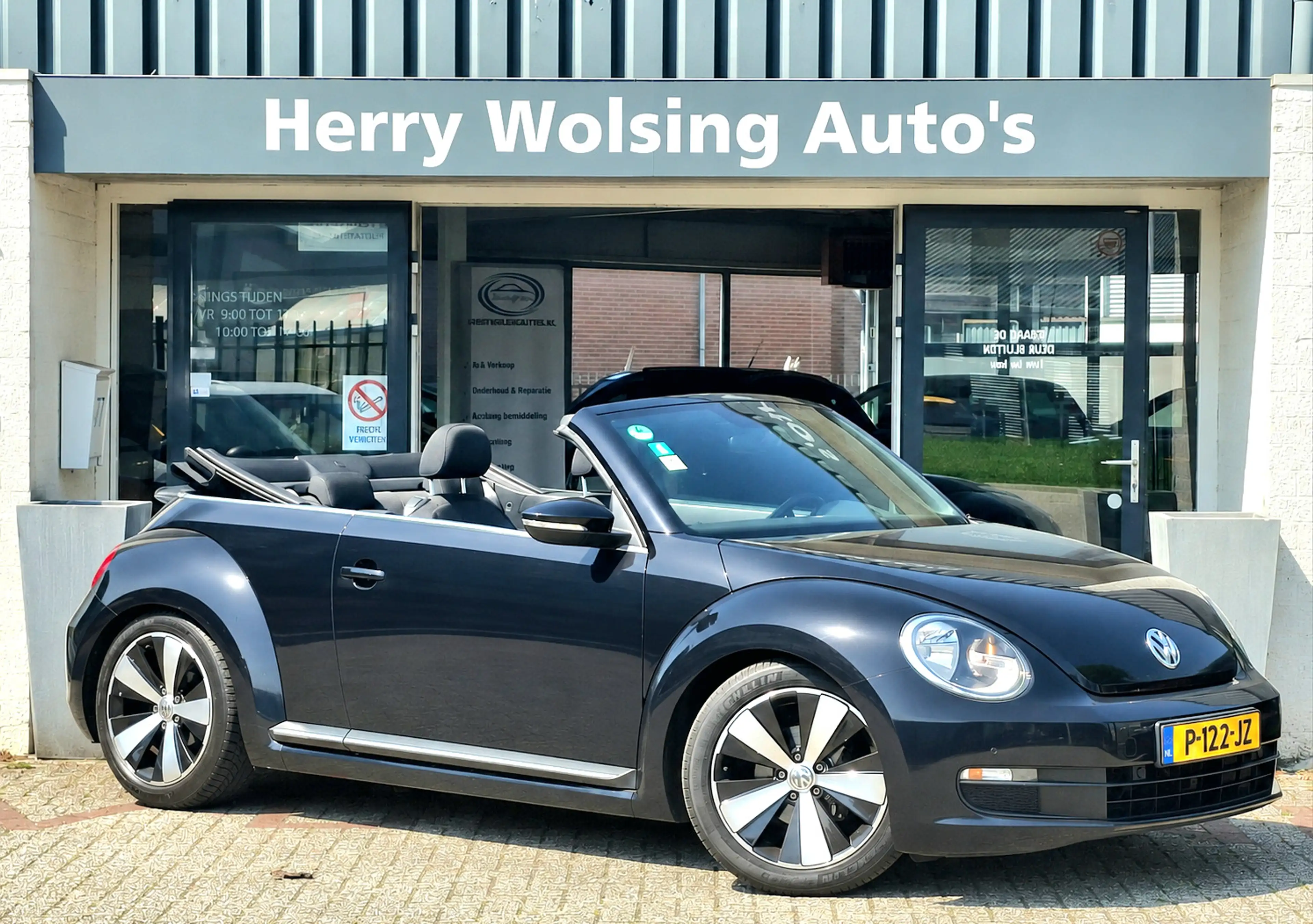 Volkswagen Beetle Cabriolet 1.2 TSI Design Aut Navi Clima Pdc.