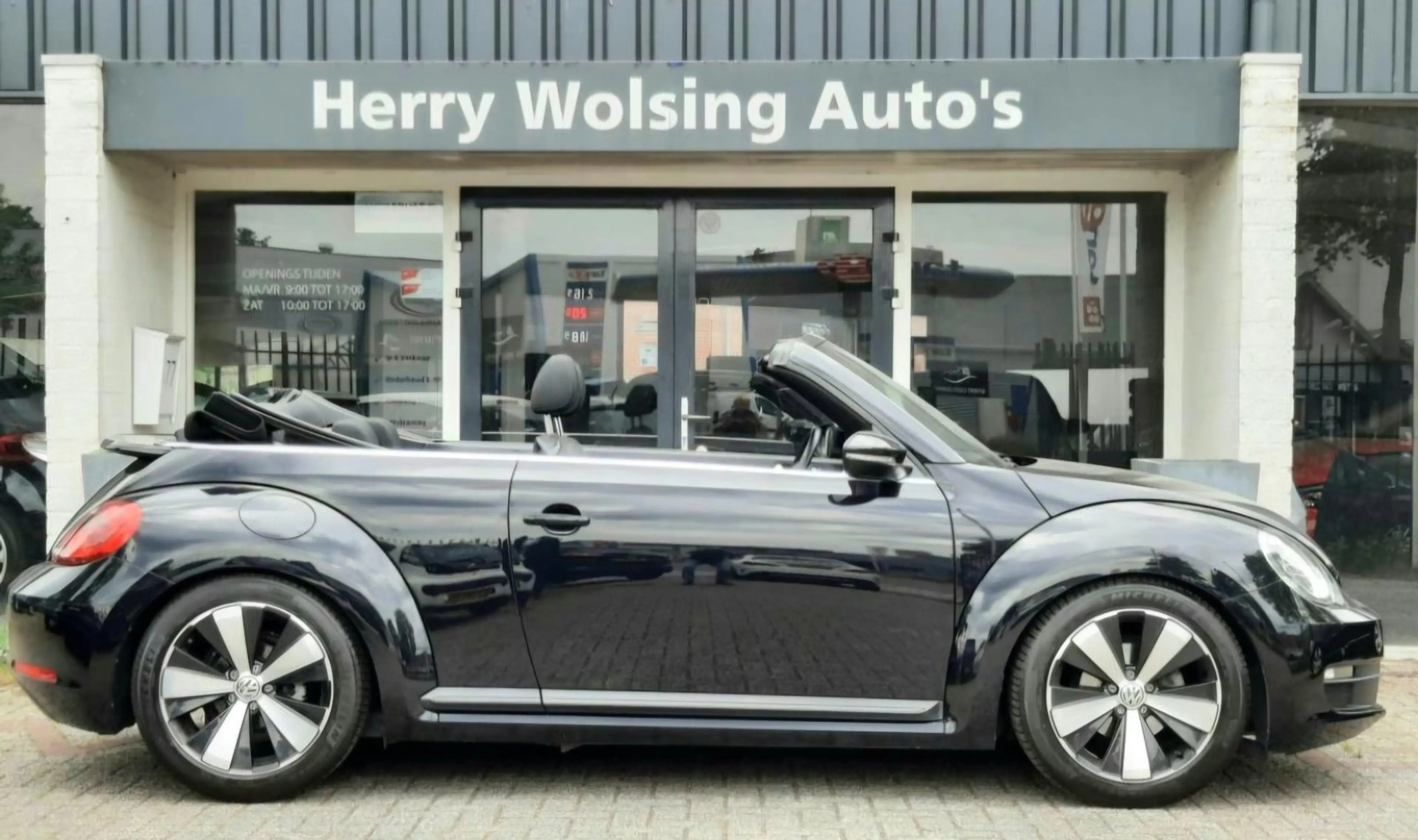 Volkswagen Beetle Cabriolet 1.2 TSI Design Aut Navi Clima Pdc. — photo 5