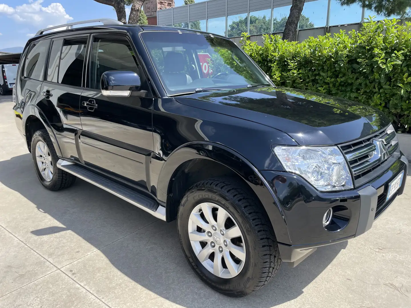 Mitsubishi Pajero Pajero 3.2 cr Instyle 200cv 5p auto Nero - 1