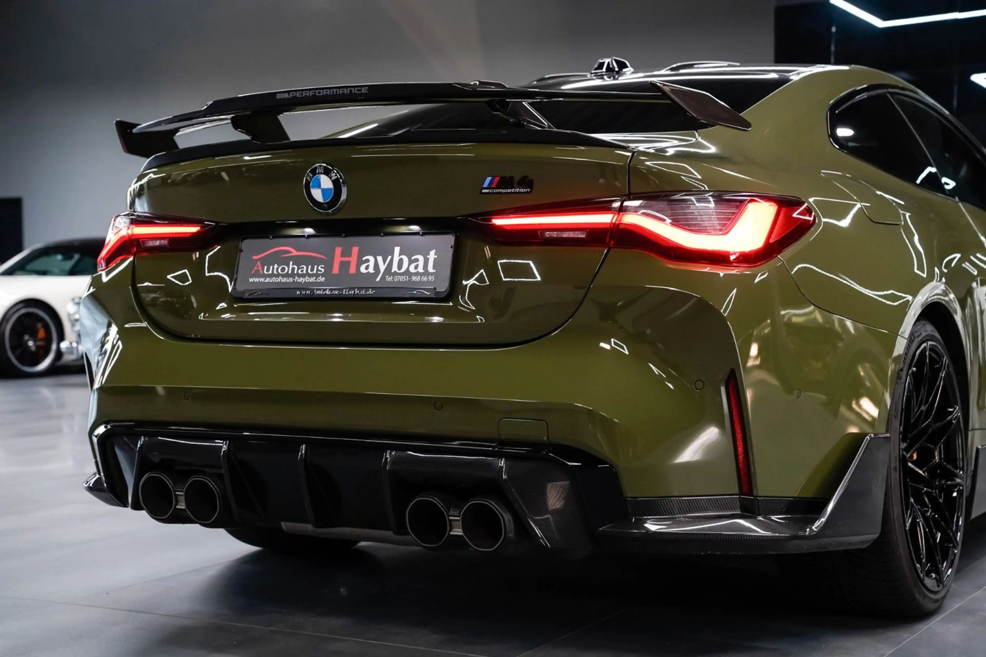 BMW M4 Coupe Competition *M Performance* Carbon-Tack — photo 9